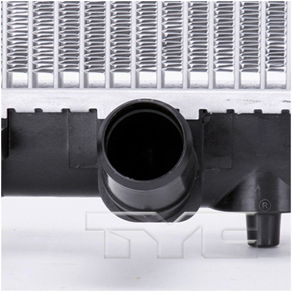 Radiator  TYC  13065